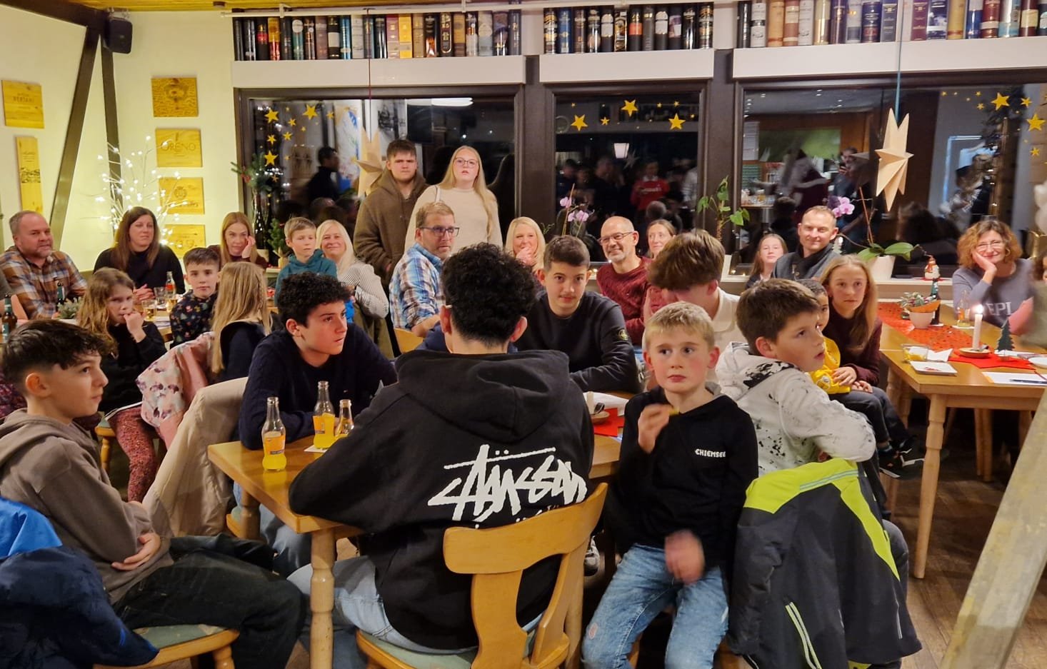 PHOTO 2023 12 08 21 18 18